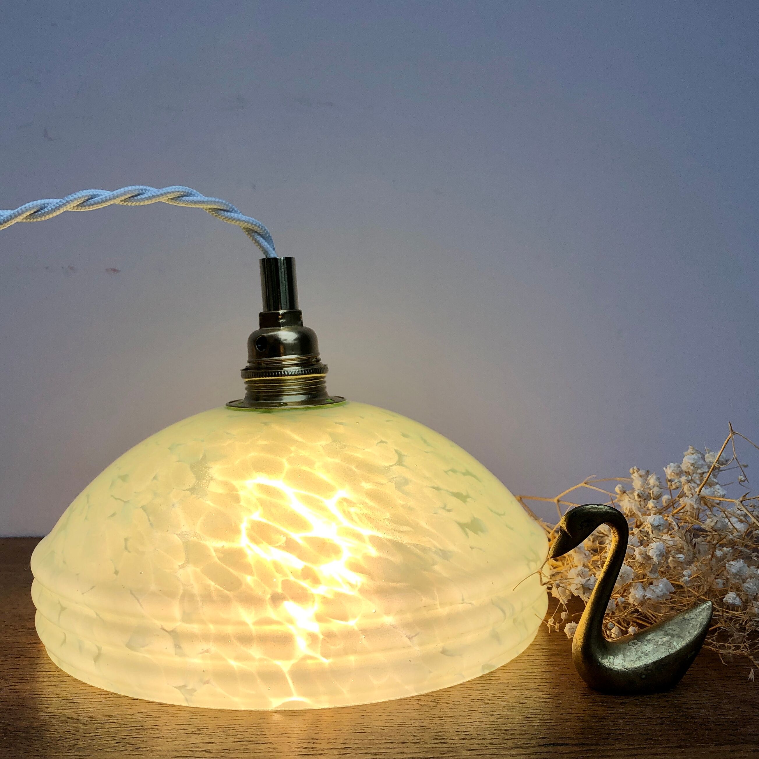Suspension abat-jour vintage en verre de Clichy vert