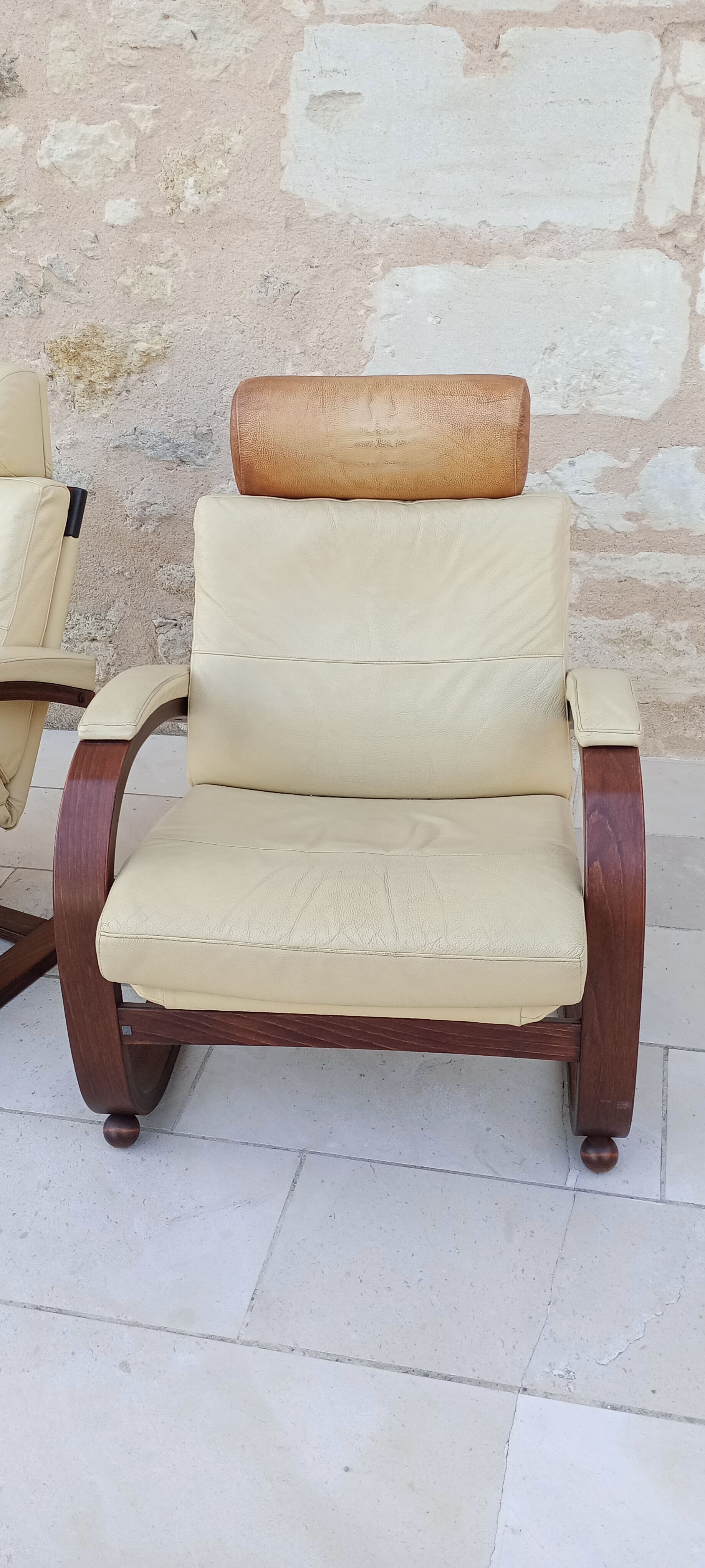 paire de fauteuils suédois Nélo