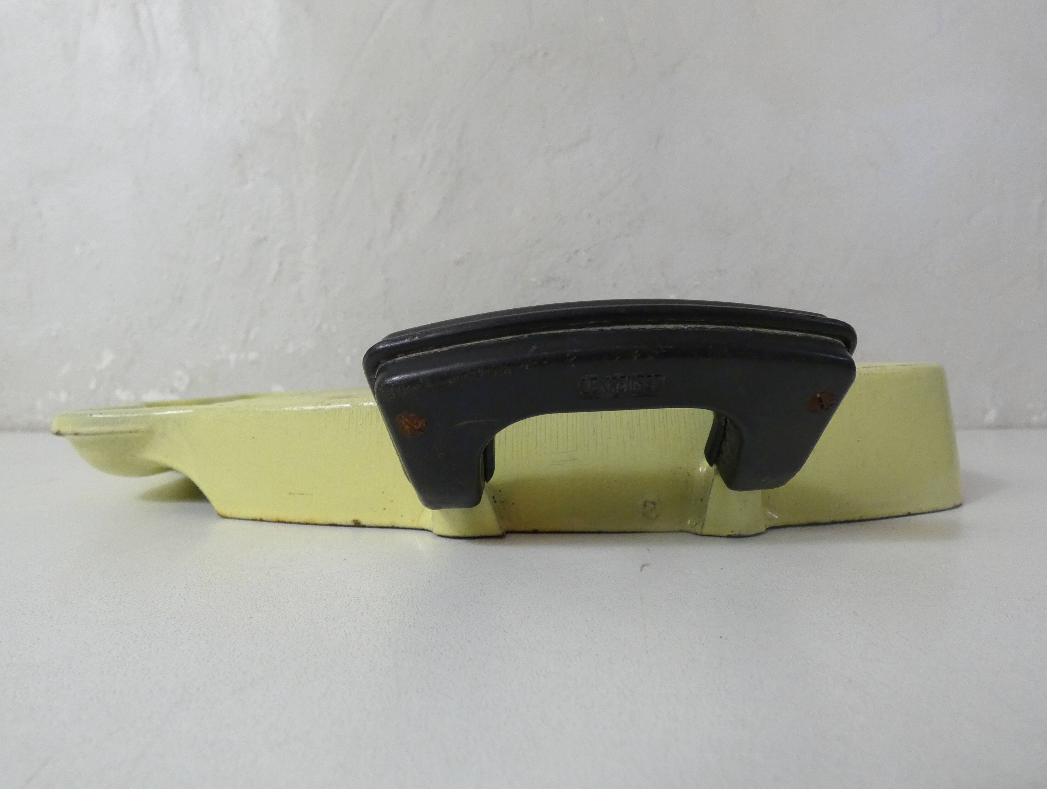 Tostador Le Creuset design Raymond Loewy