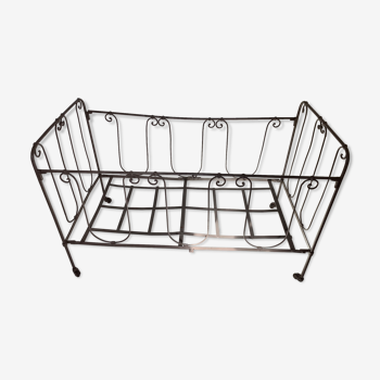 Vintage wrought iron bed