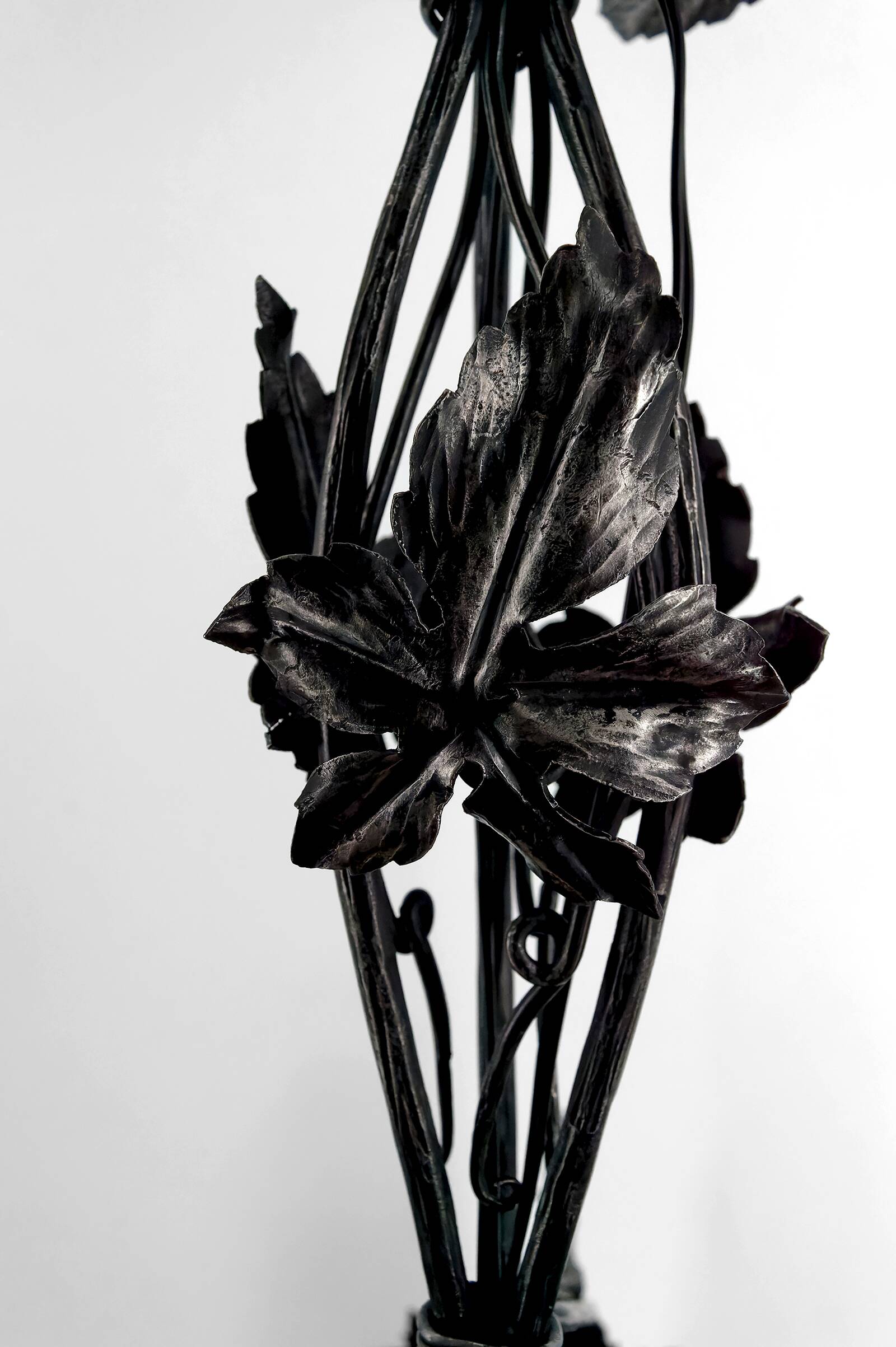 Wrought iron and glass paste chandelier, Art Deco, Muller Freres, Circa 1920