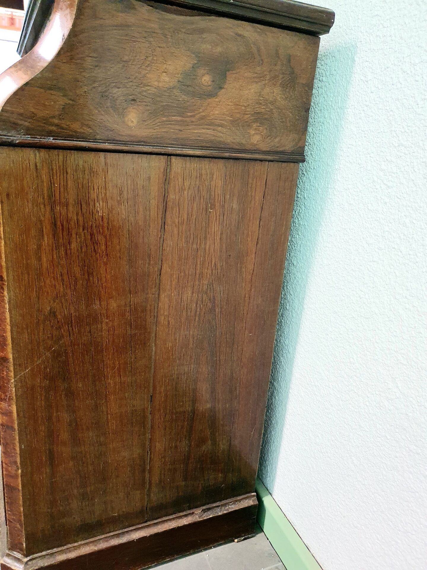 Ancienne commode lavabo en ronce de noyer et marbre blanc – XIXe siècl