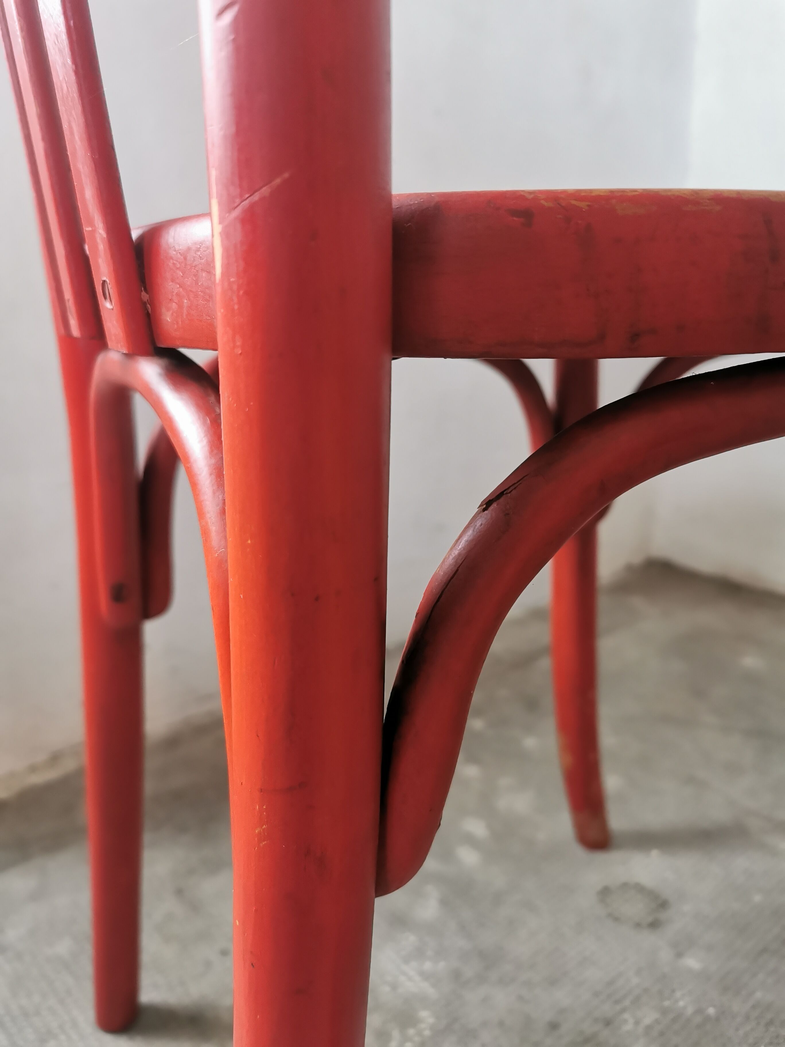 Set of 6 vintage bistro chairs