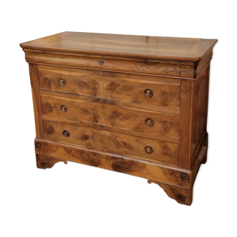 Old chest of drawers