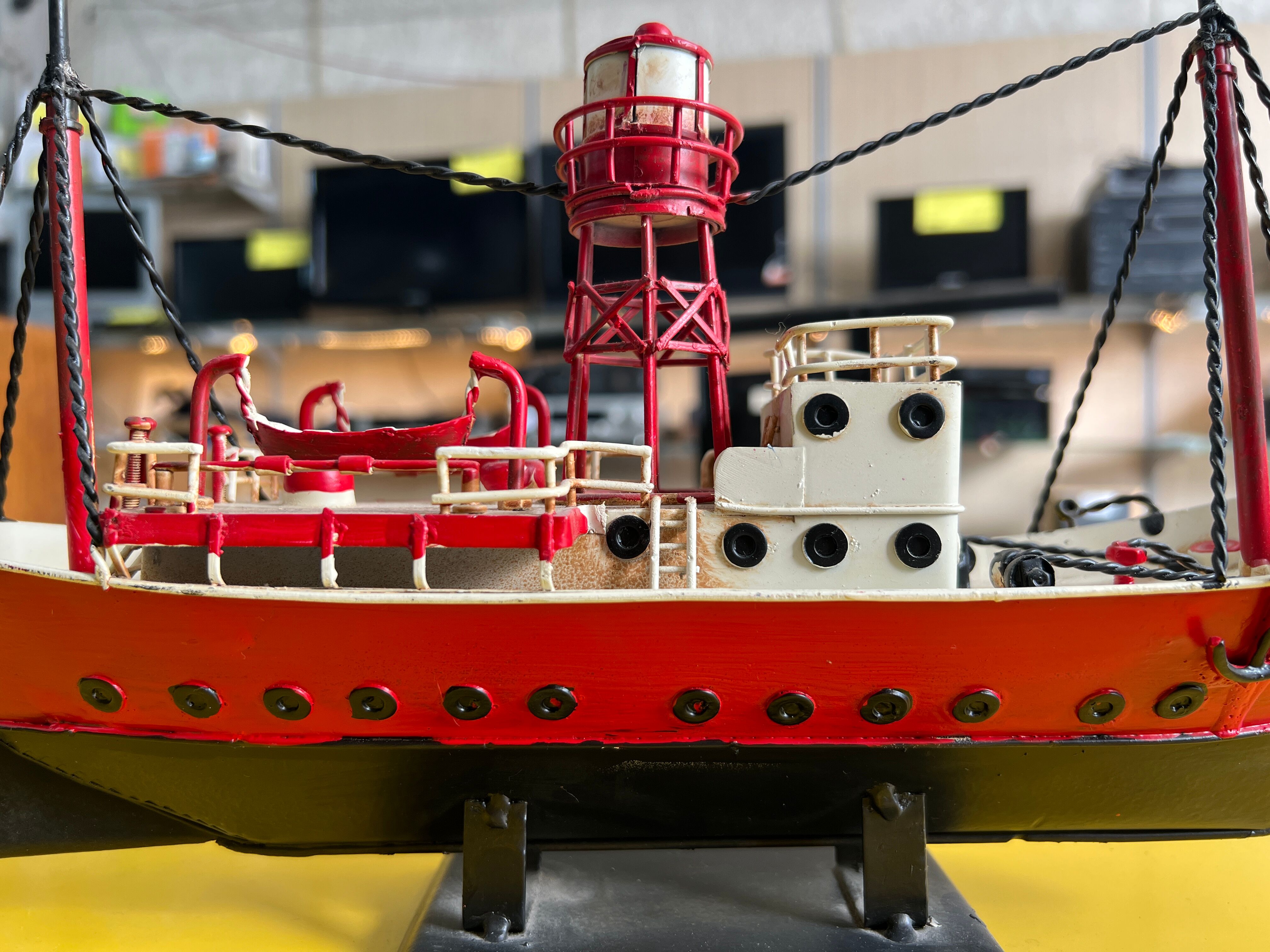 American metal lightship