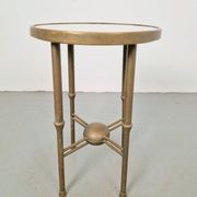 Table d'appoint ronde en cuivre Art Déco par P. Cool, 1933