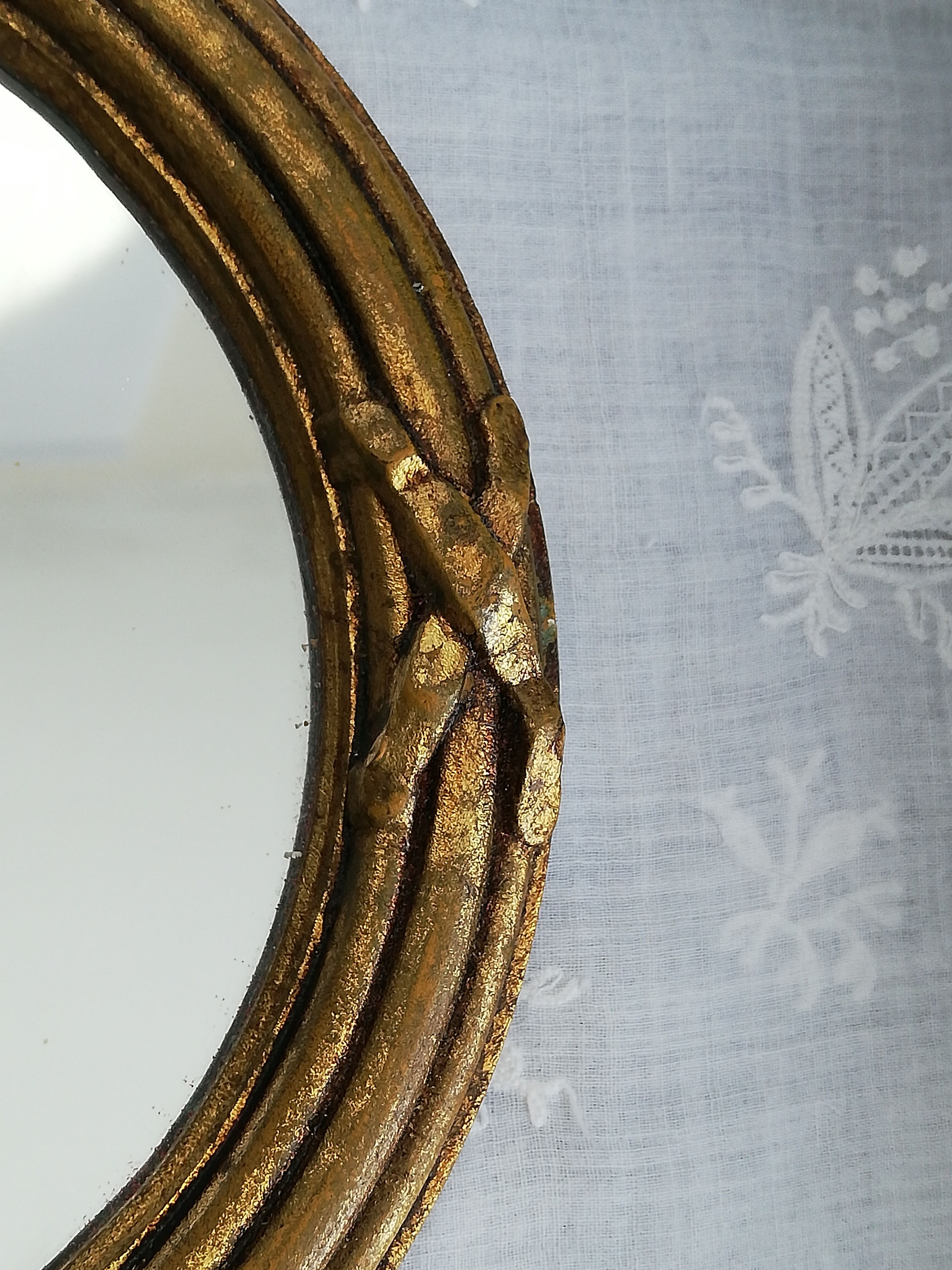 Golden wood mirror 21x31cm