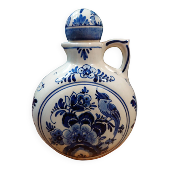 Ceramic bottle