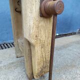 Old established stripped