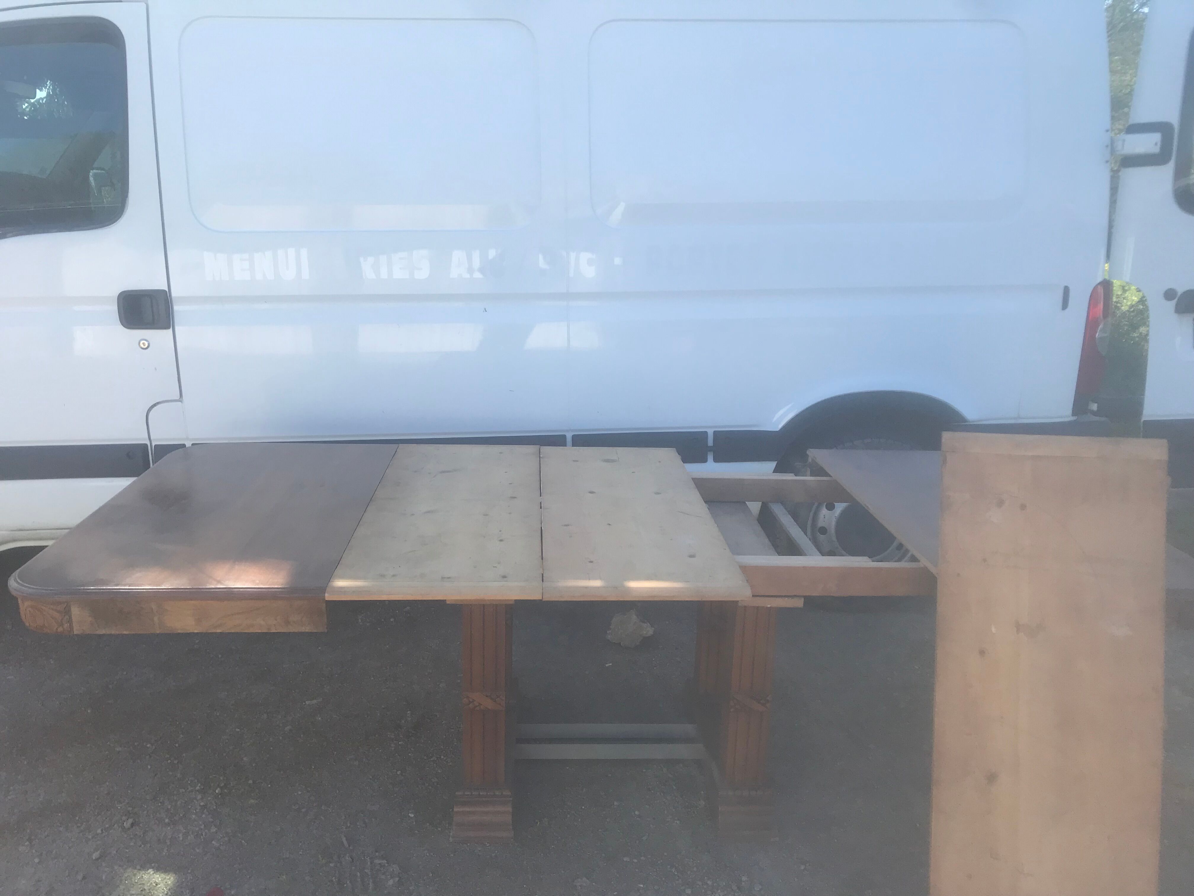 Extendable table 1930