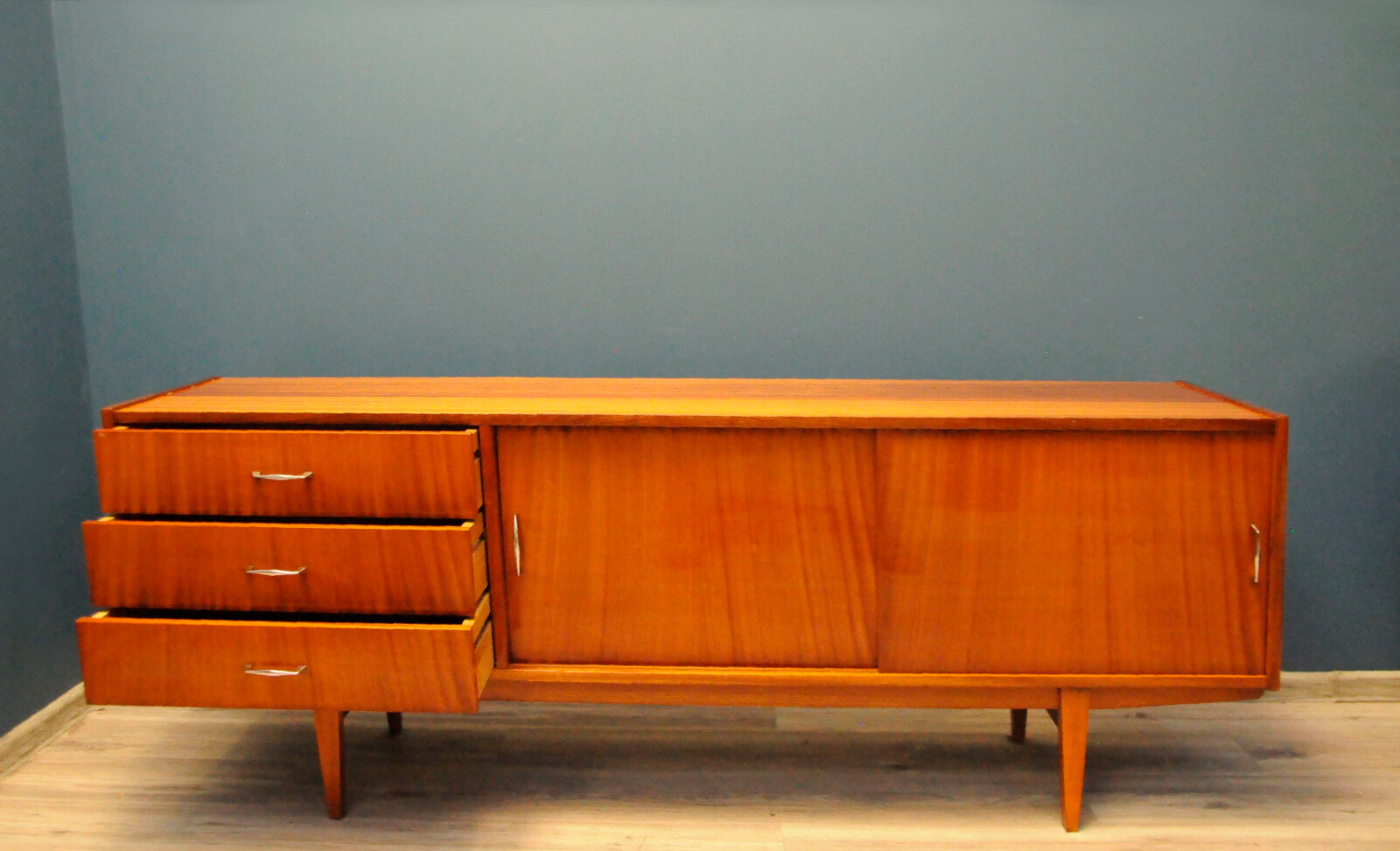 Commode Violetta, People's Republic of Poland