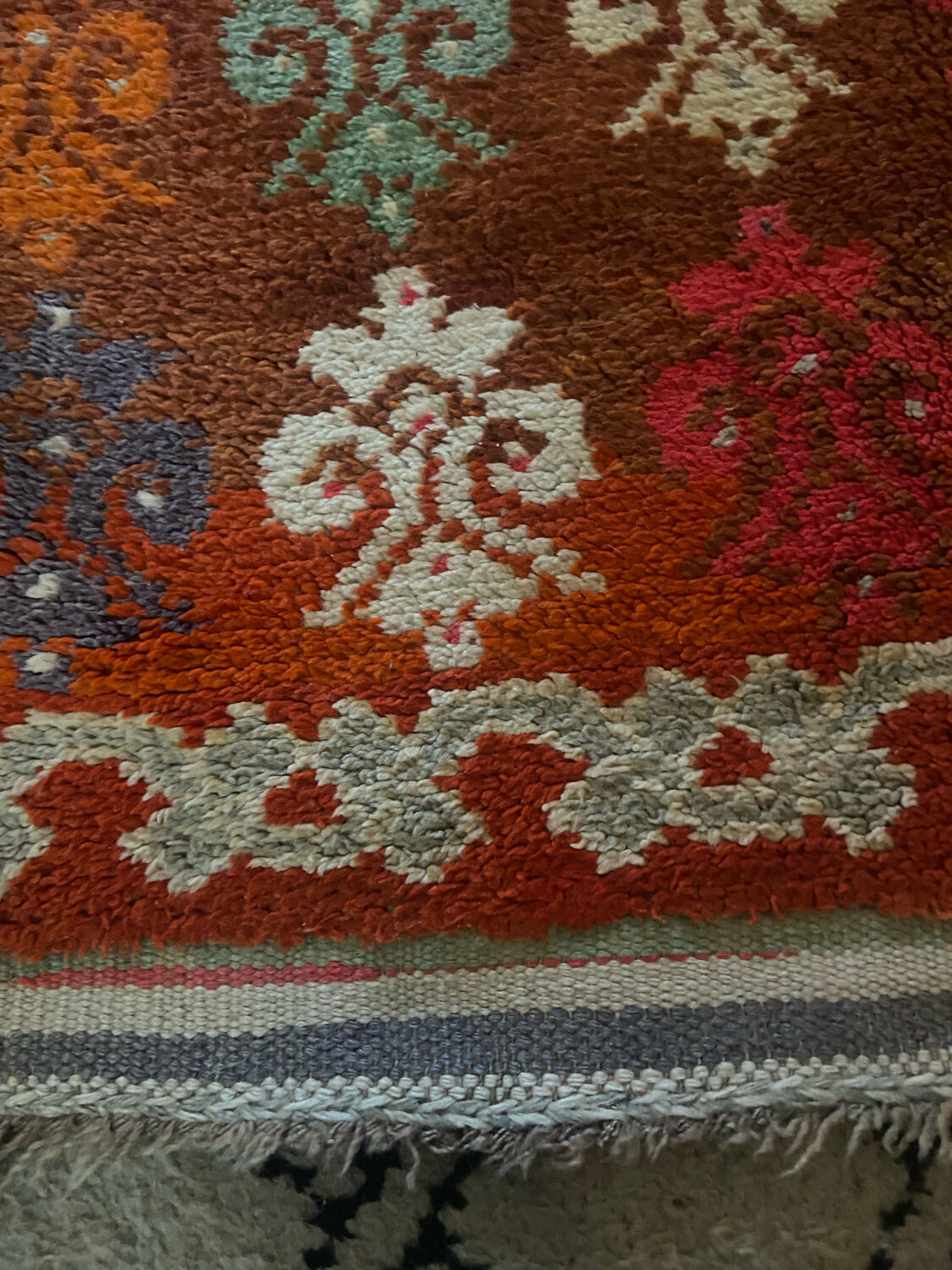 Vintage wool ethnic rug
