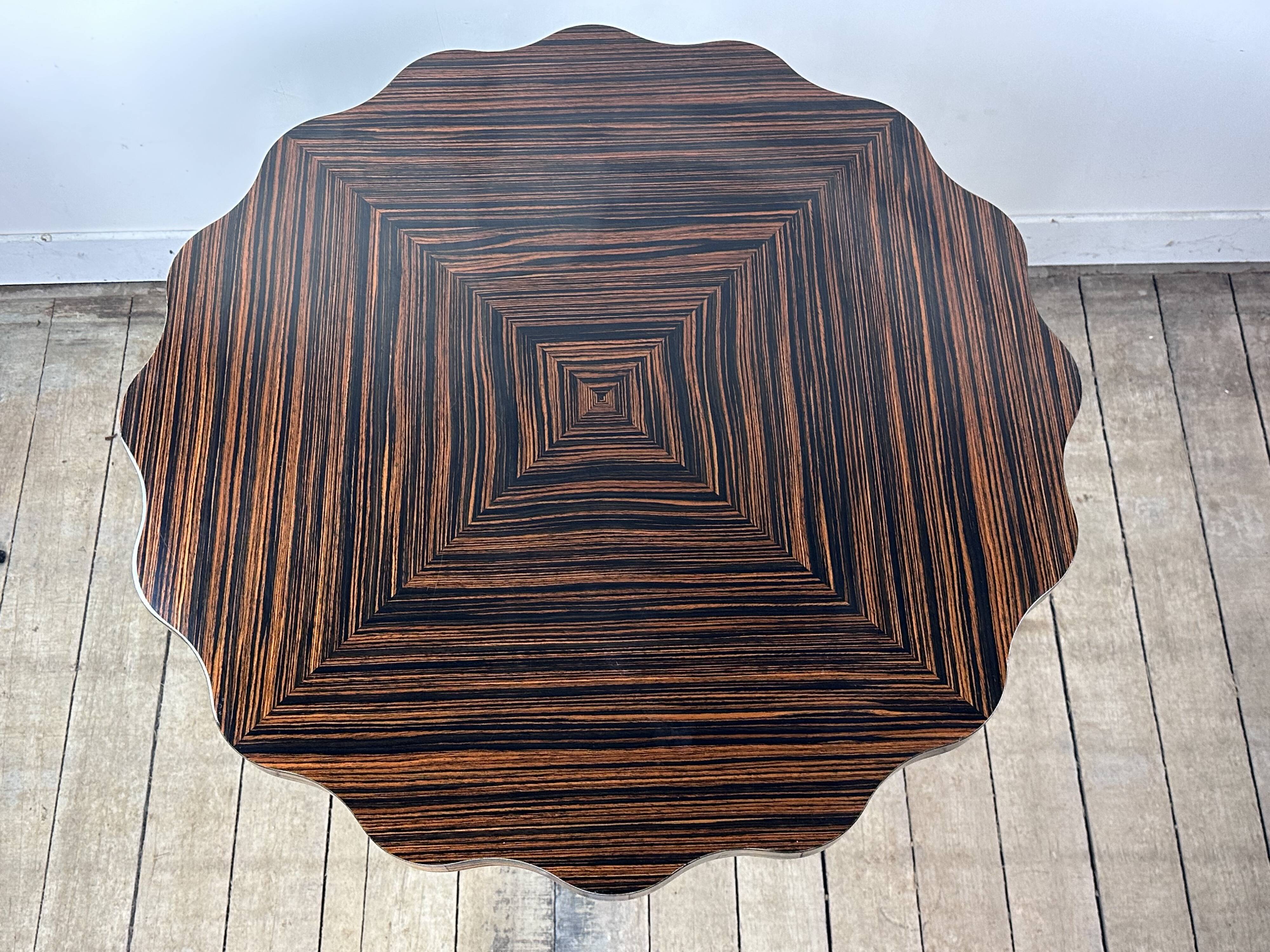 Art Deco period side table in Macassar ebony, 1930