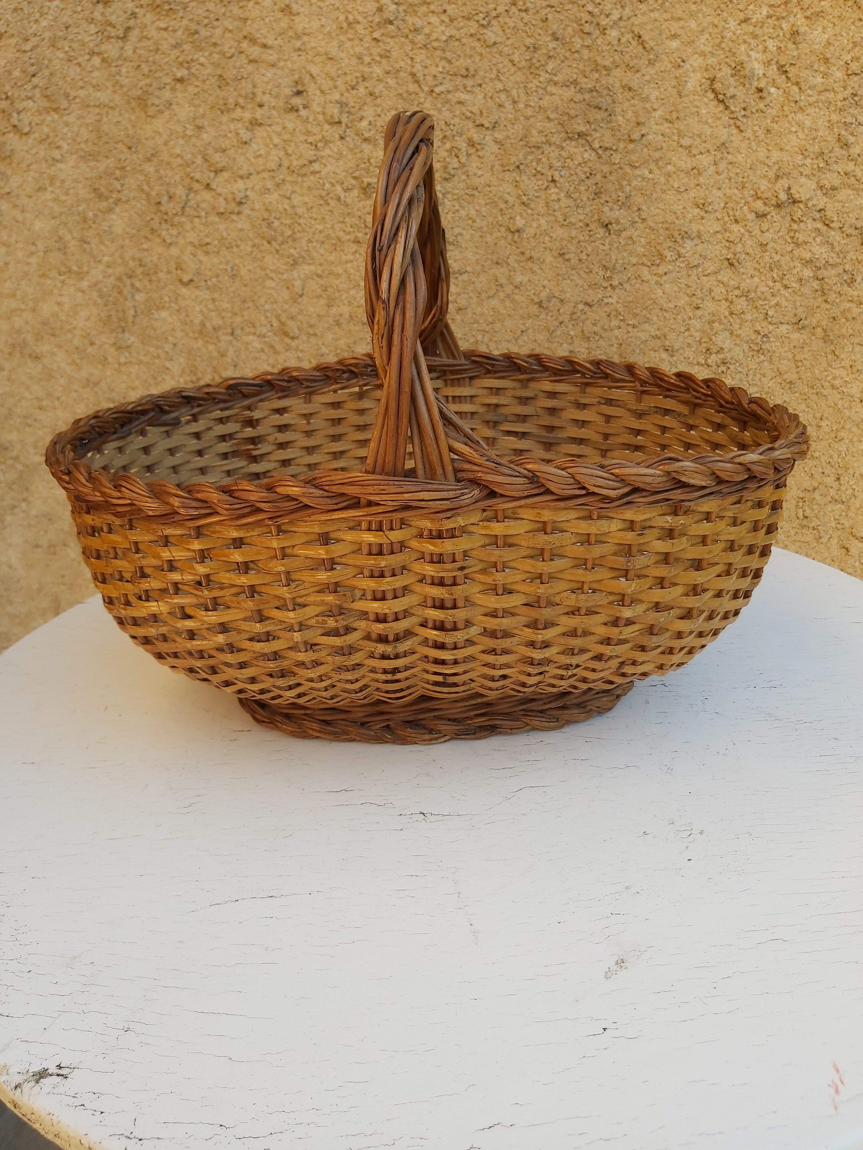 Wicker basket