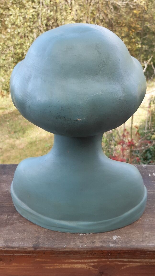 Ceramic bust Sarreguemines France
