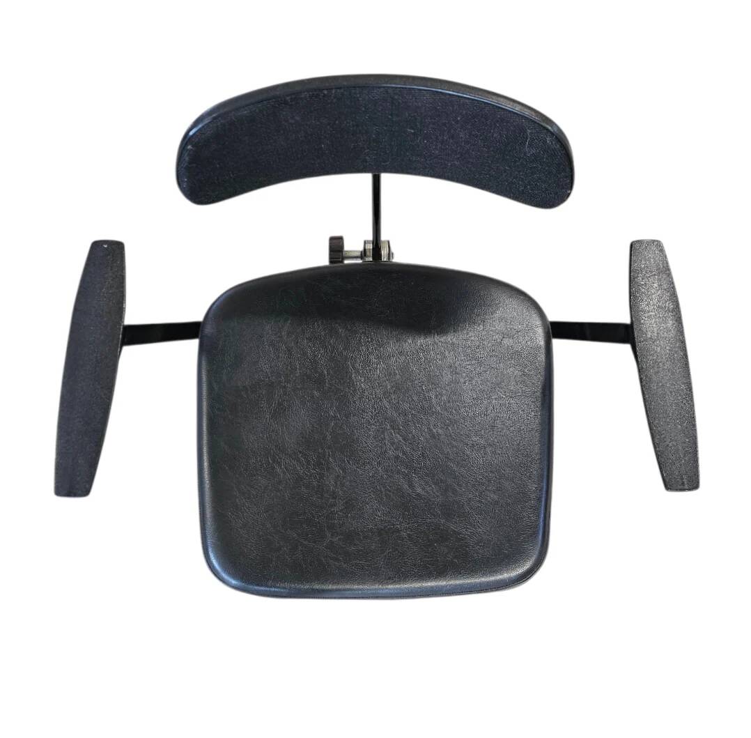 Mid-century desk chair by Friso Kramer for Ahrend de Cirkel / 1960s