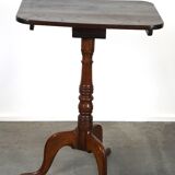 Nice antique English tilt-top table/side table with a square top