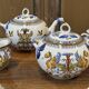 Tea and coffee service in Gien earthenware from the late 19th century with Renaissance decoration.