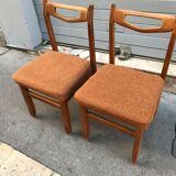 Paire de chaises par Guillerme et Chambron édition votre maison