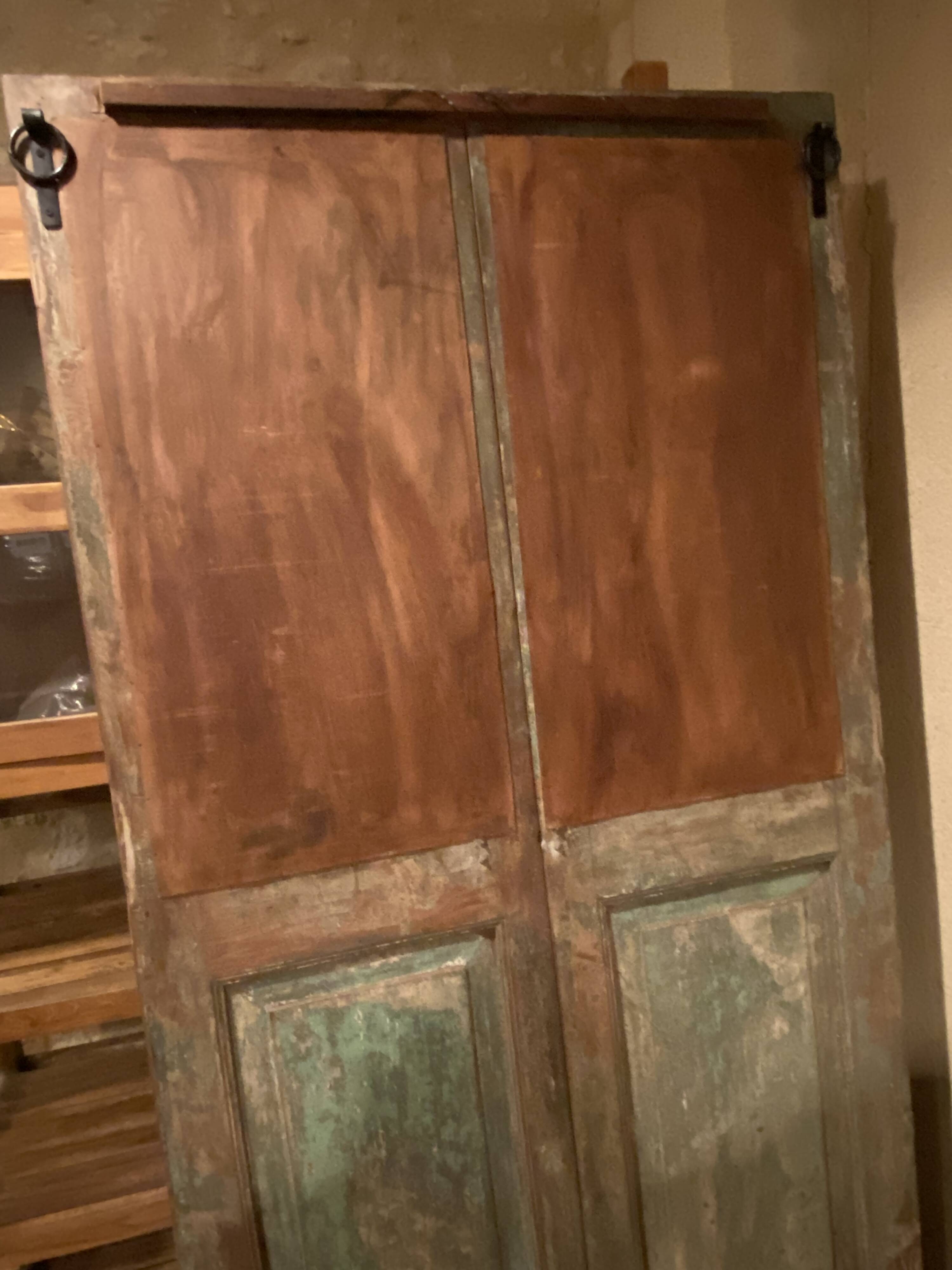 Indian door forming a mirror