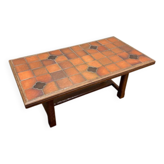 Vintage French tomettes tile coffee table – 1960s rustic terracotta table