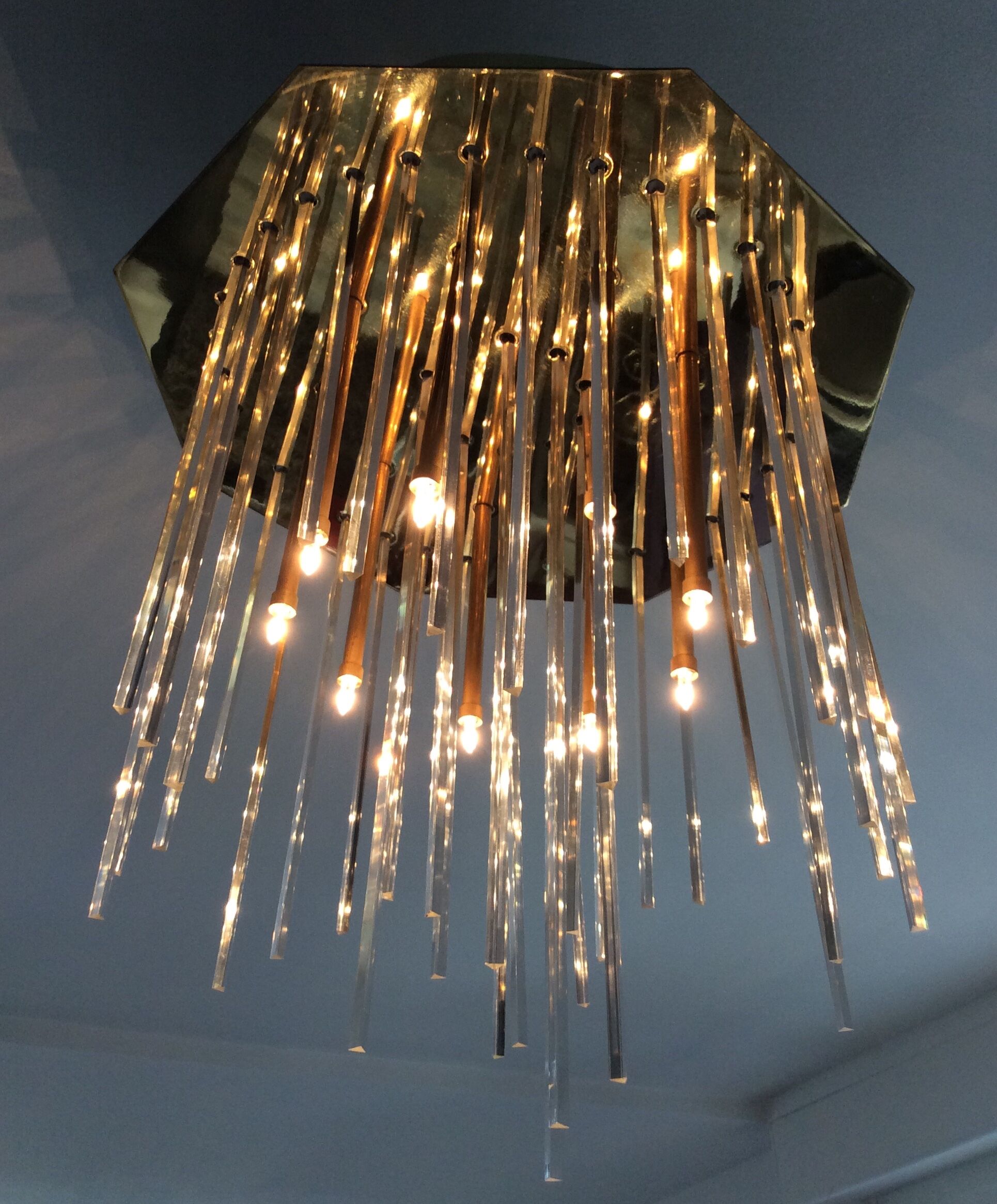 J.T Kalmar chandelier in brass and plexiglass of the 70s