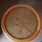 Round coffee table
