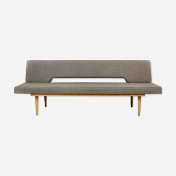 Mid-Century Sofa or Daybed by Miroslav Navratil, 1960s