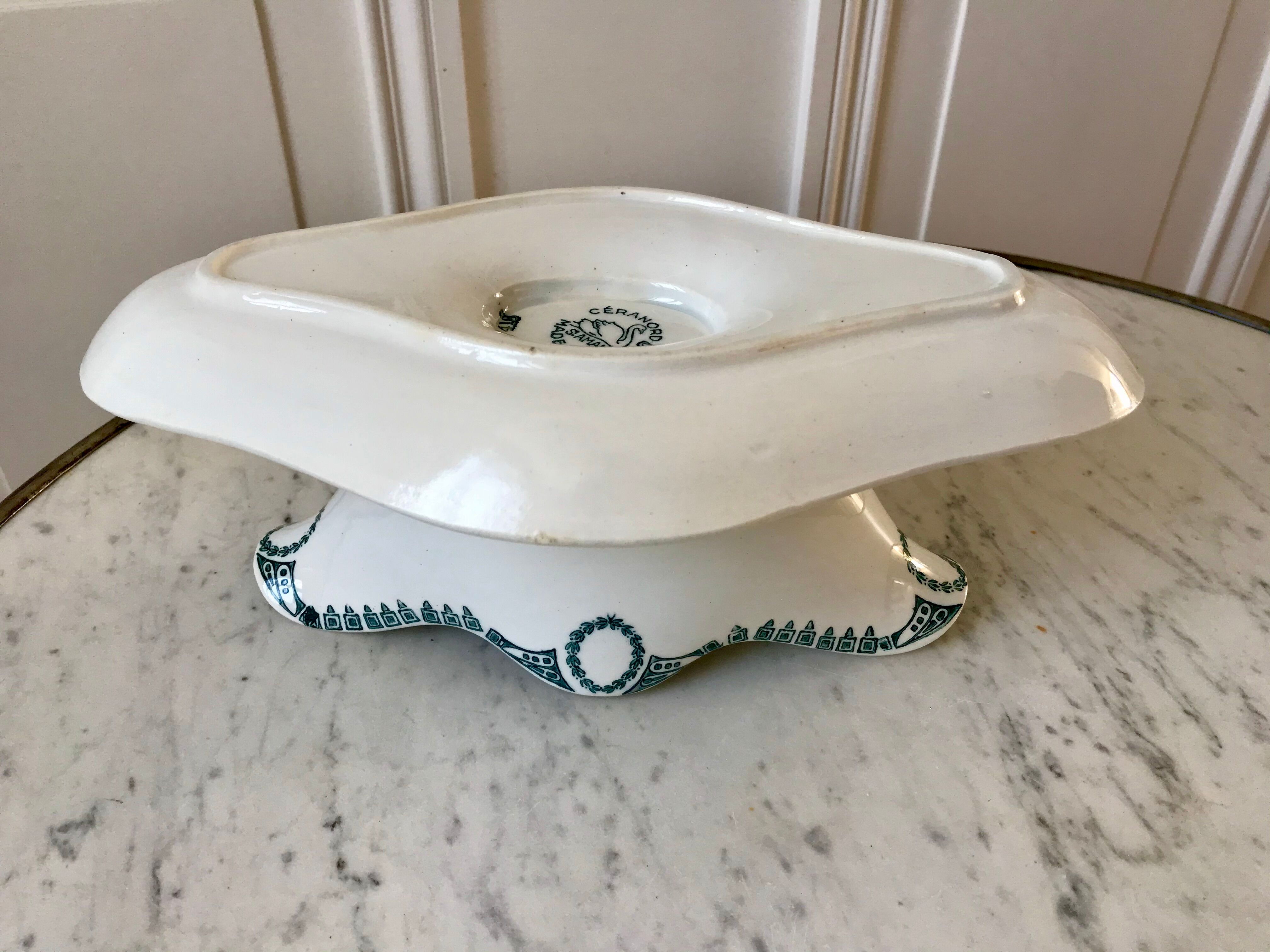 Gravy boat Terre de Fer Saint-Amand XIXth