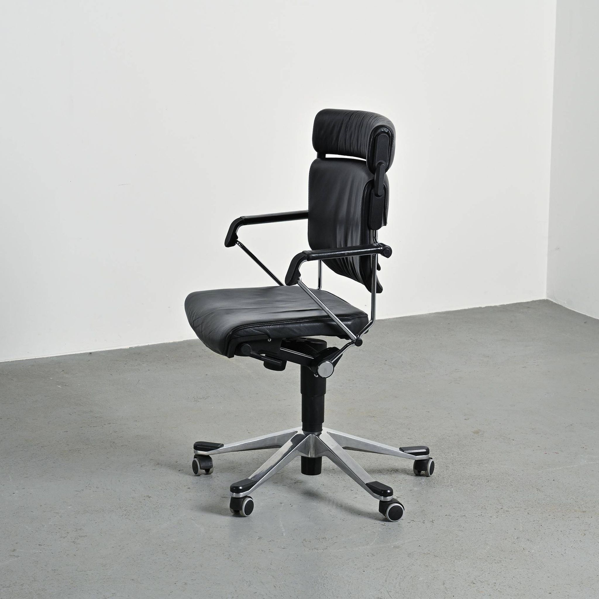 Giroflex 33 office chair by Giroflex Switzerland, early 1970s.