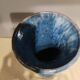 Vase en grès émaillé bleu signé