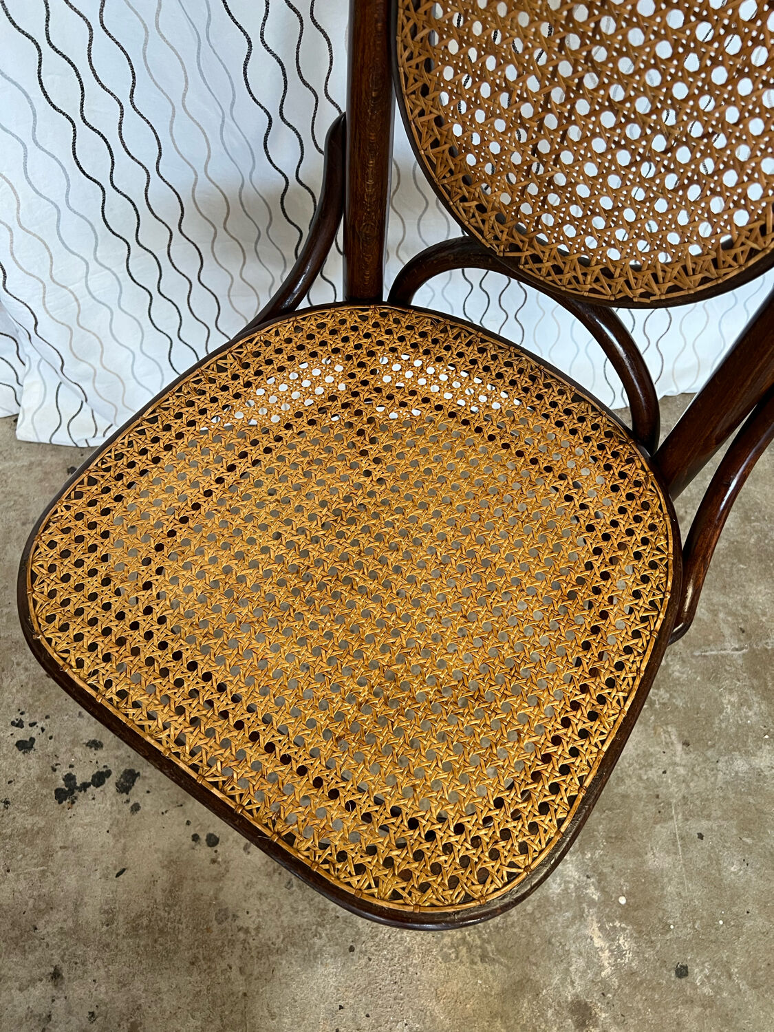 Chaise Thonet n*17 en bois courbé et cannage
