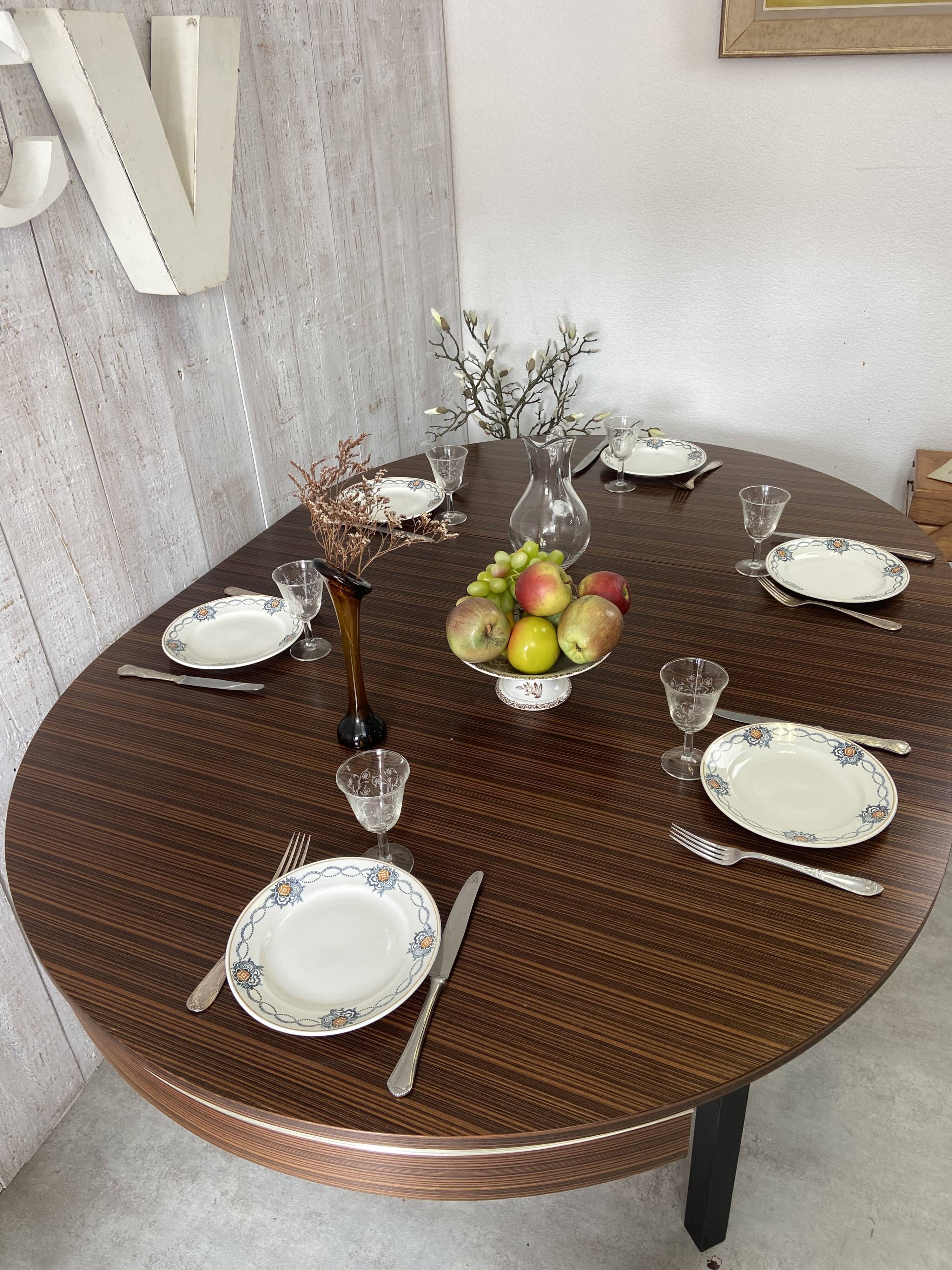 Vintage extendable table