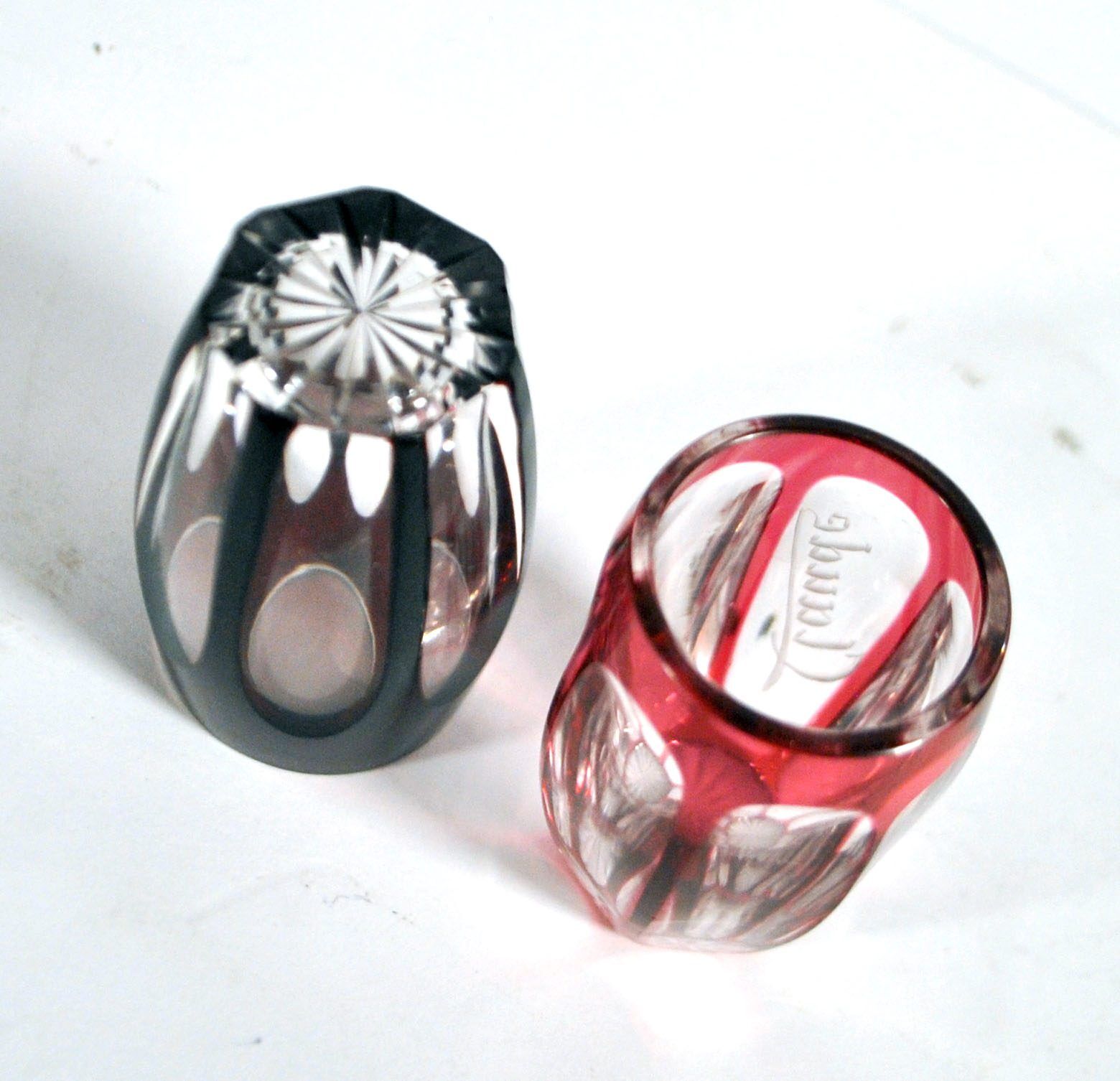 SAINT-LOUIS set of 2 crystal double overlay red engraved shooter glasses