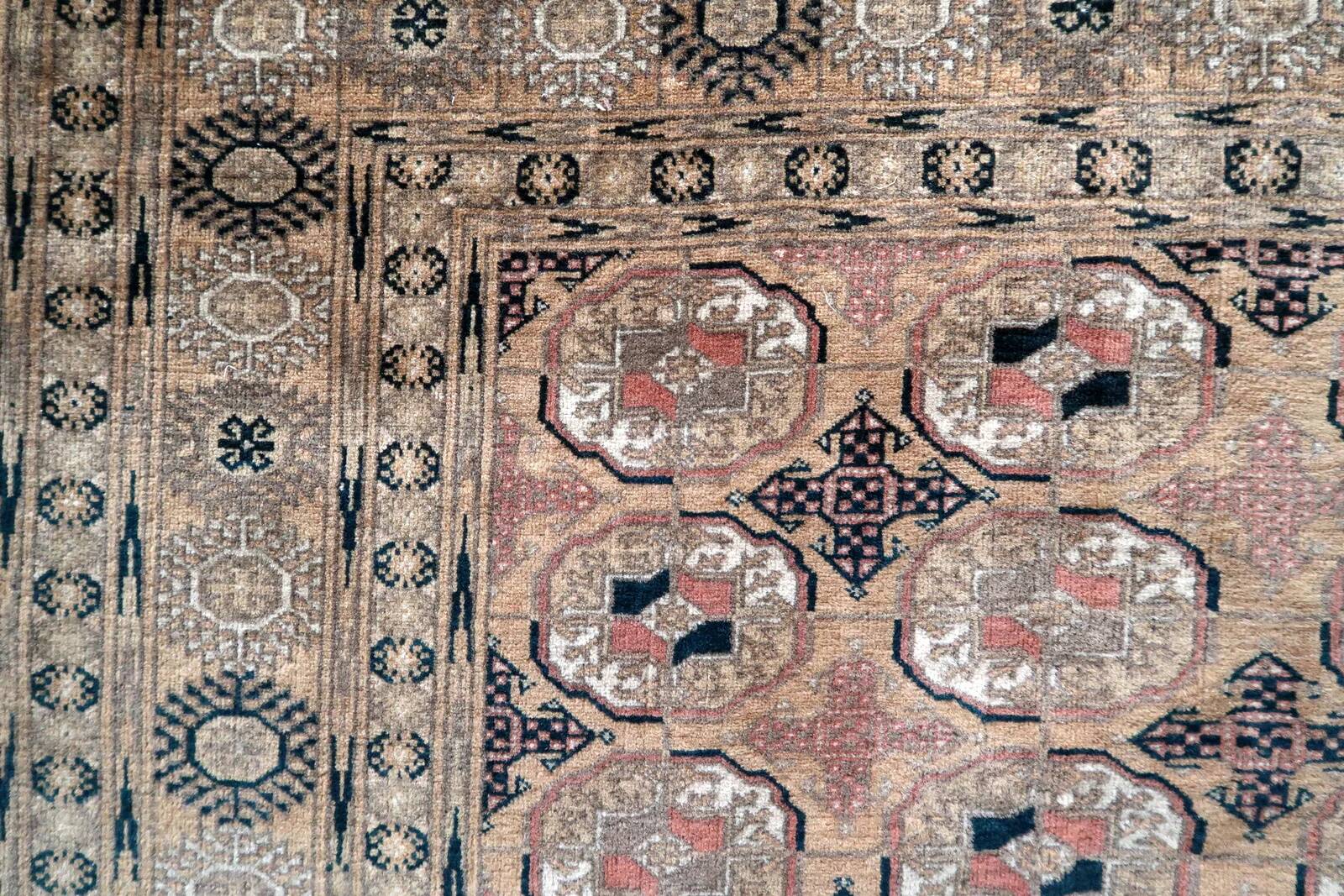 Handmade vintage Afghan Baluch rug 126cm x 199cm 1960s - 1C1172