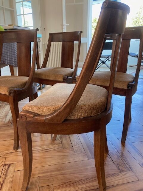 Empire gondola chairs