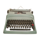 Machine à écrire Olivetti Studio 44