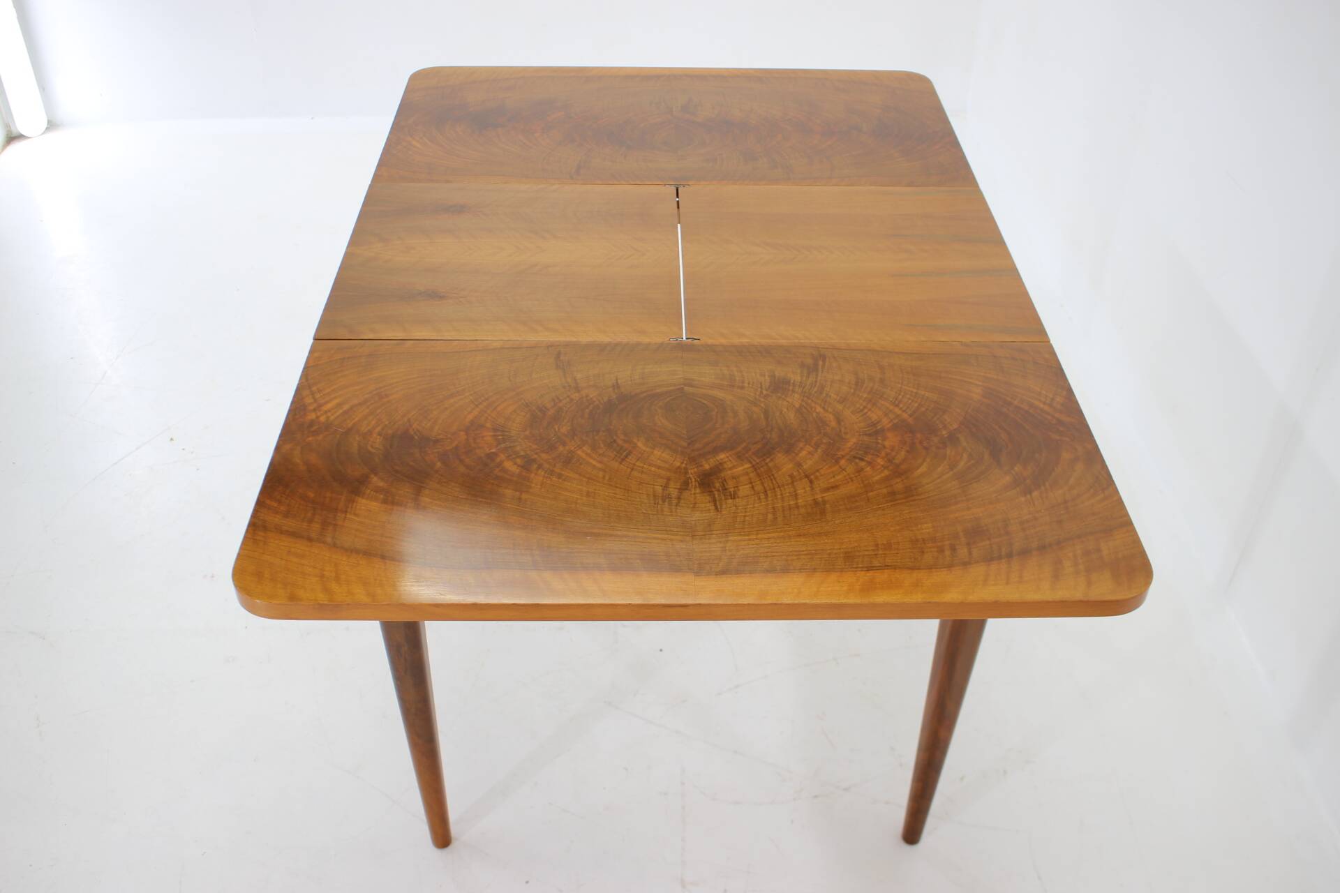 1940s Jindrich Halabala Extendable Dining Table in Walnut, Czechoslovakia