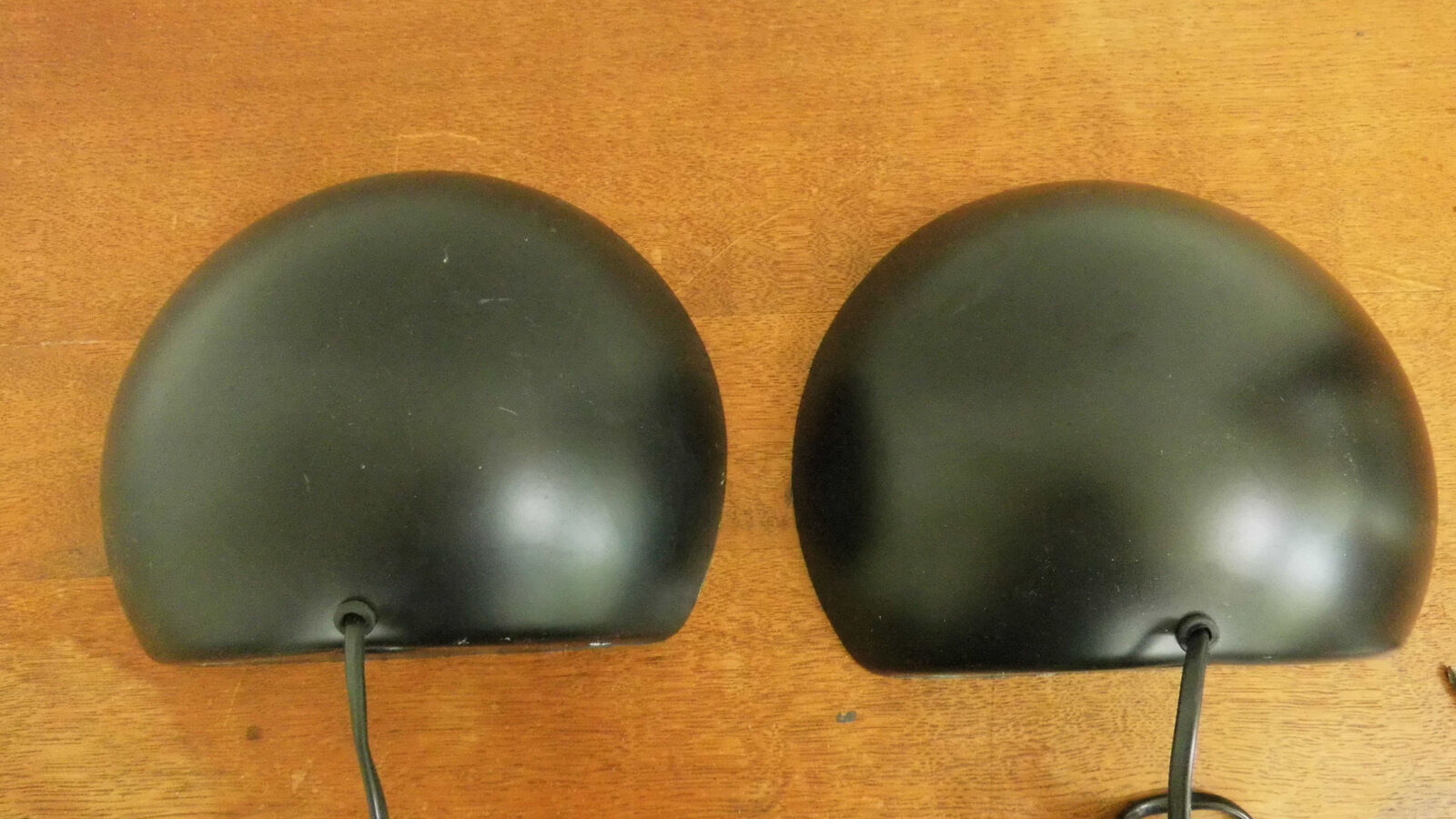 Pair wall sconces in black metal