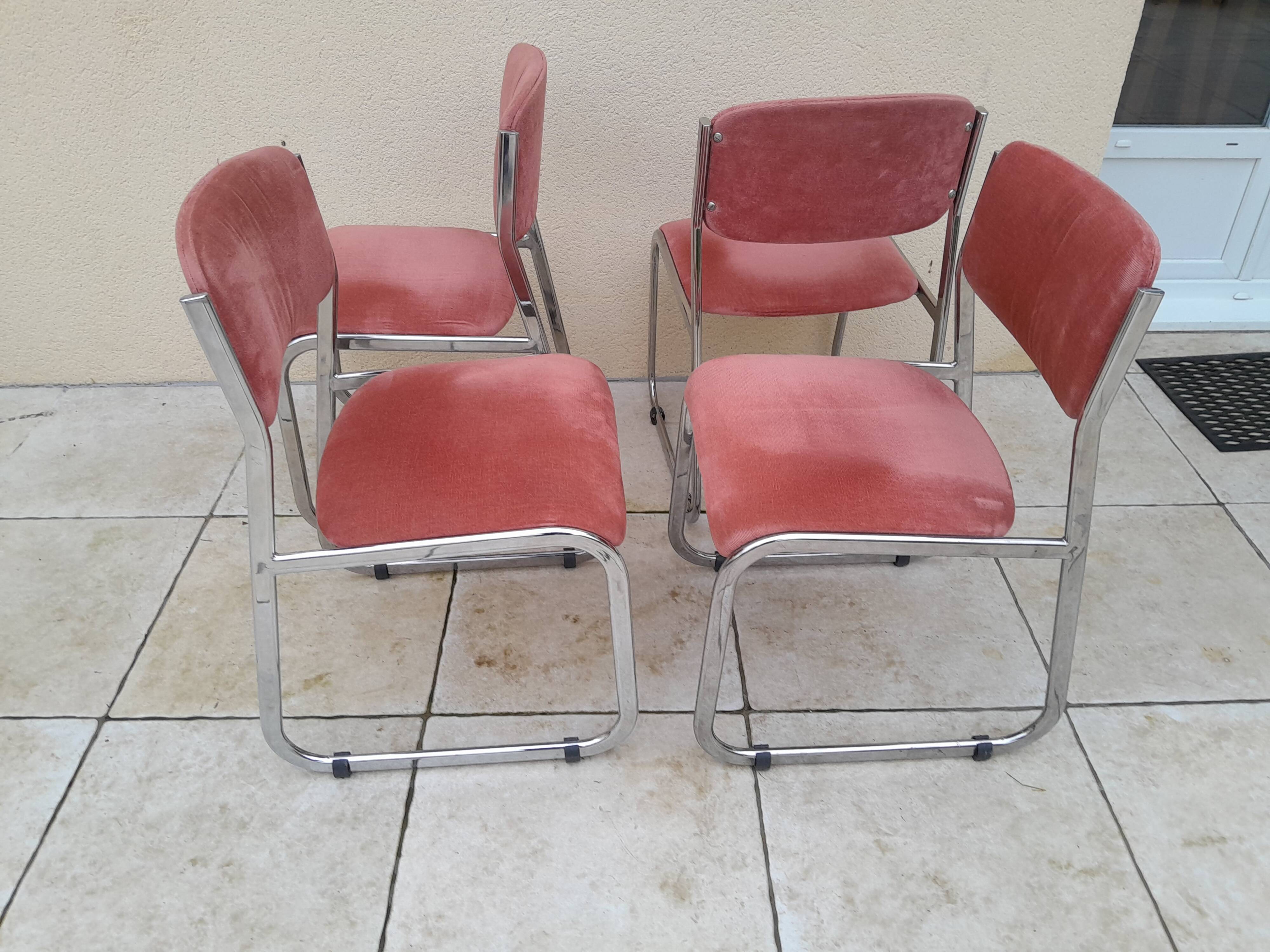 4 vintage chrome chairs from the 70s