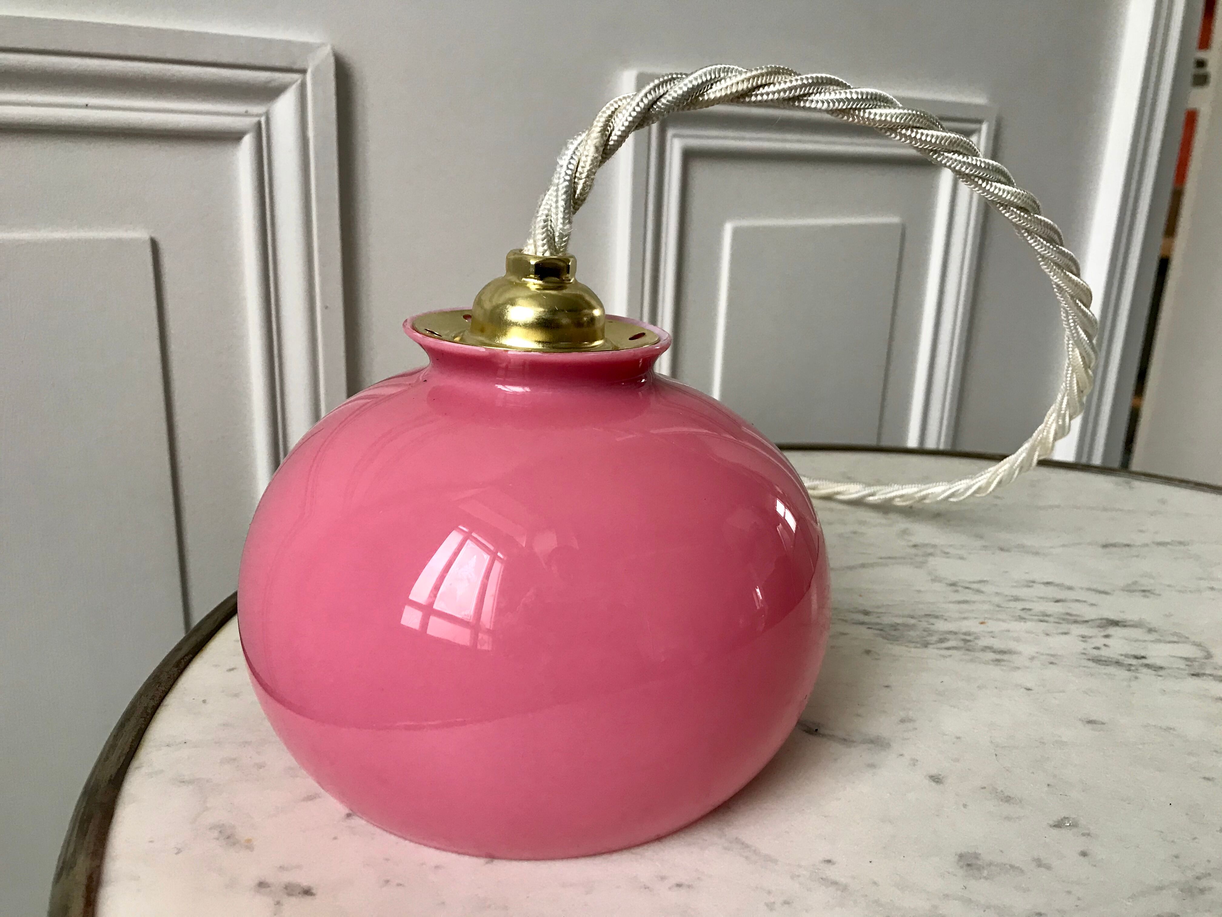 Suspension ball in opaline pink candy 50s
