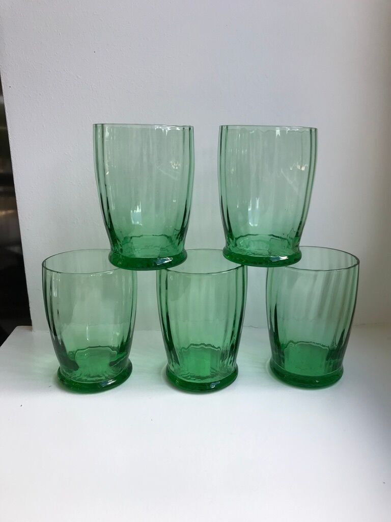 Set of 5 green art deco water glasses 30s-40s