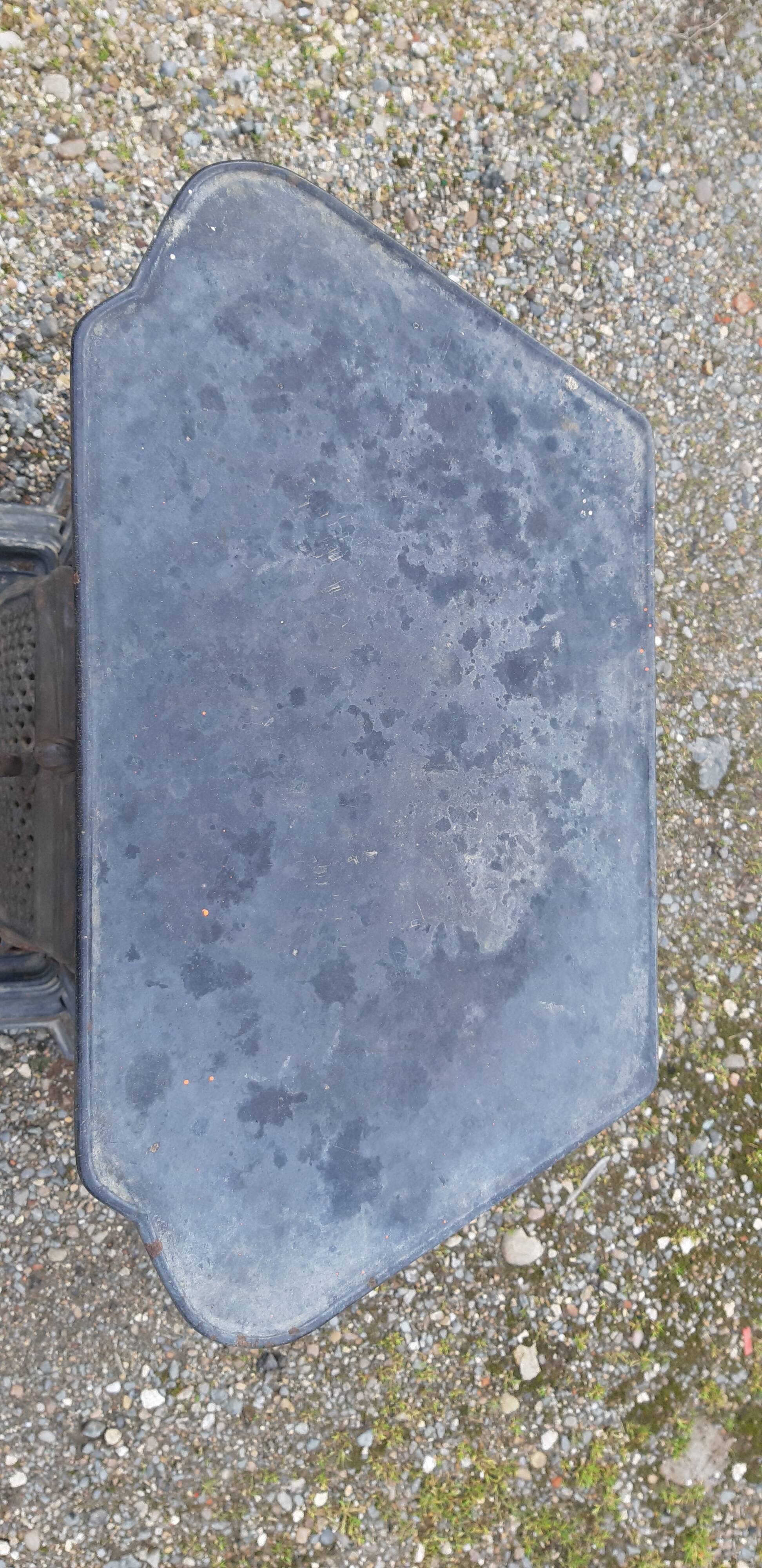 Poele a bois et a charbons fonte émaillée