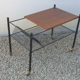 Desserte ranges vintage vinyls on wheels