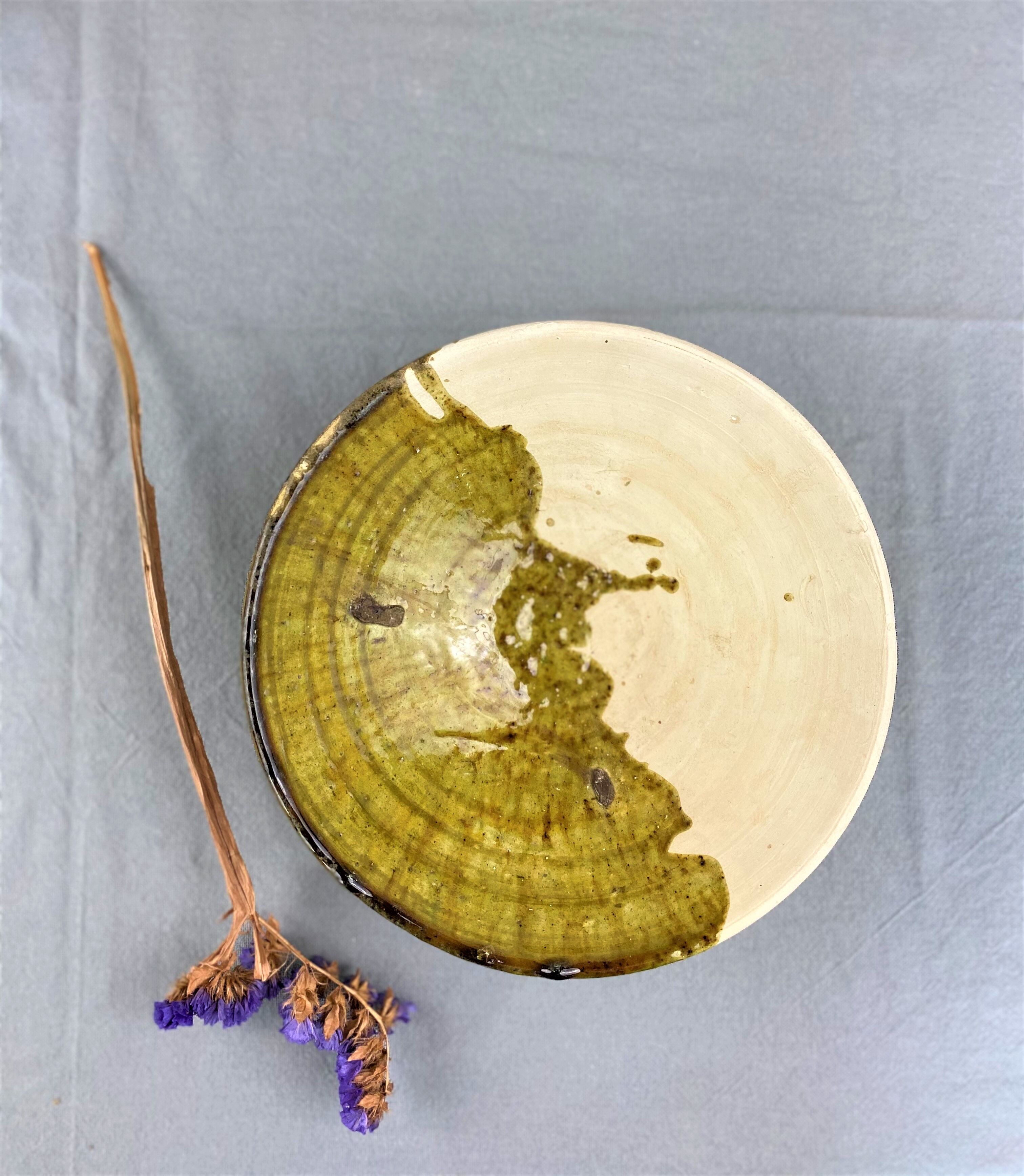Two-tone enamelled terracotta bowl