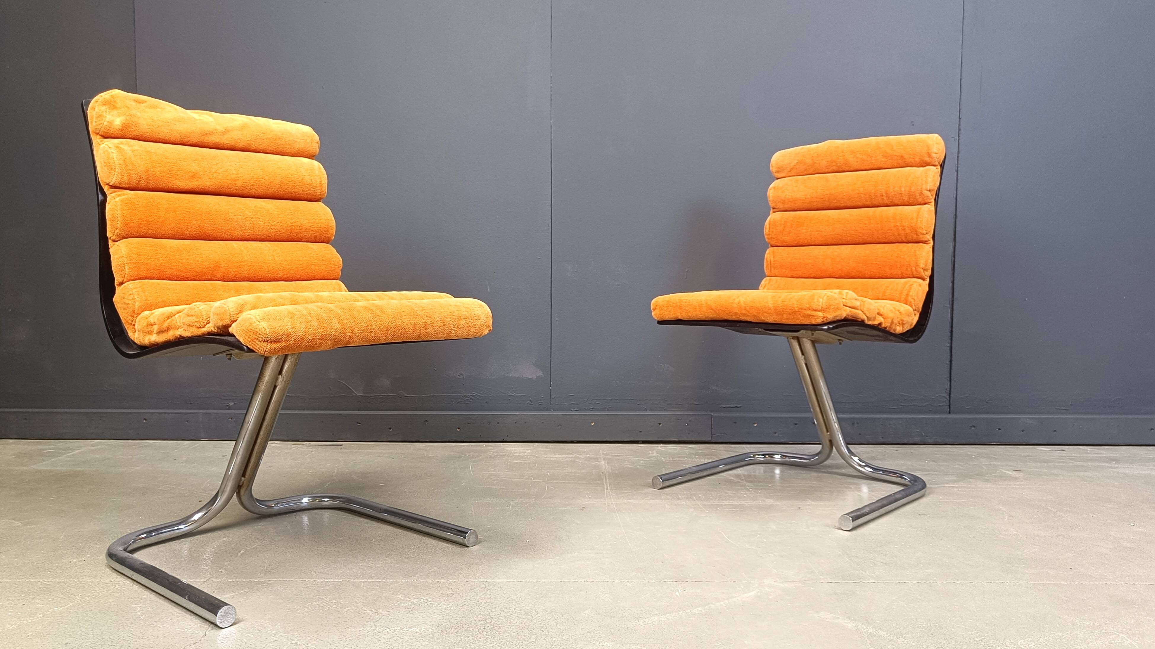 Set of 6 Space Age Dining Chairs, 1970s