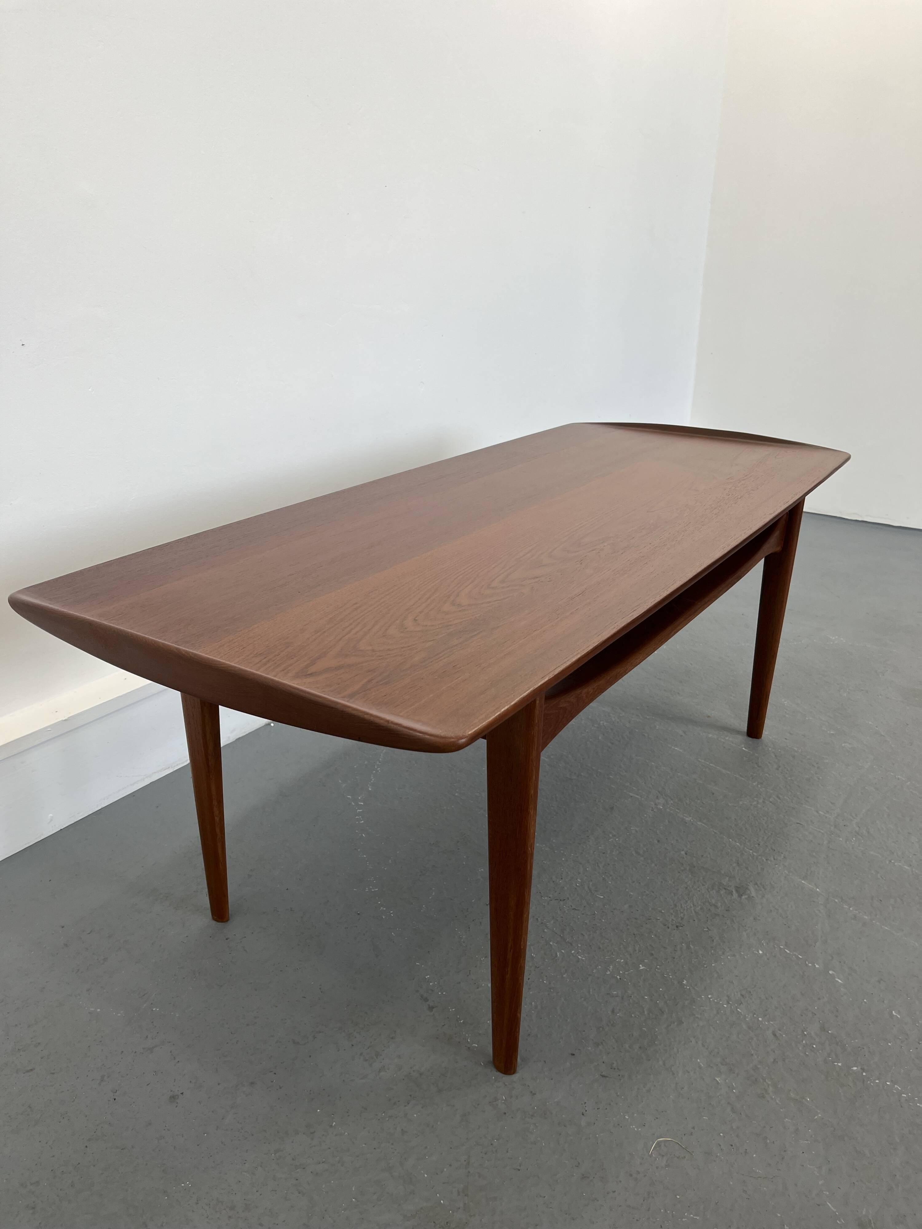 Teak Coffee Table by Tove and Edvard Kindt-Larsen for France & Son, Denmark, 1960s