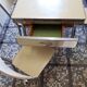 Pivoteau in formica kitchen set