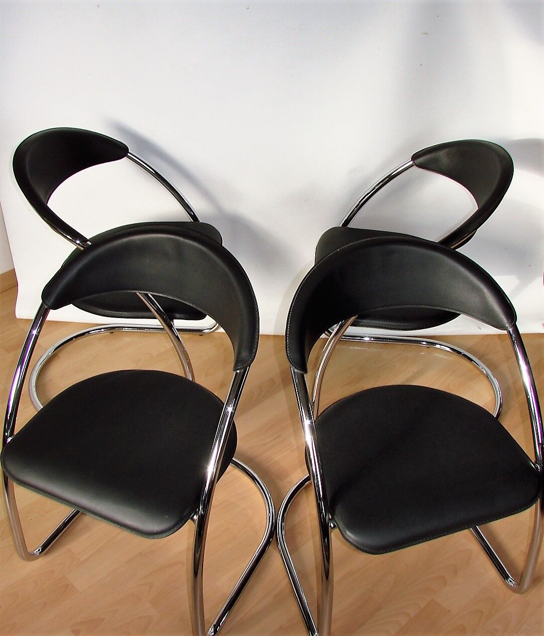 Set of 4 chairs, Italy 1970s