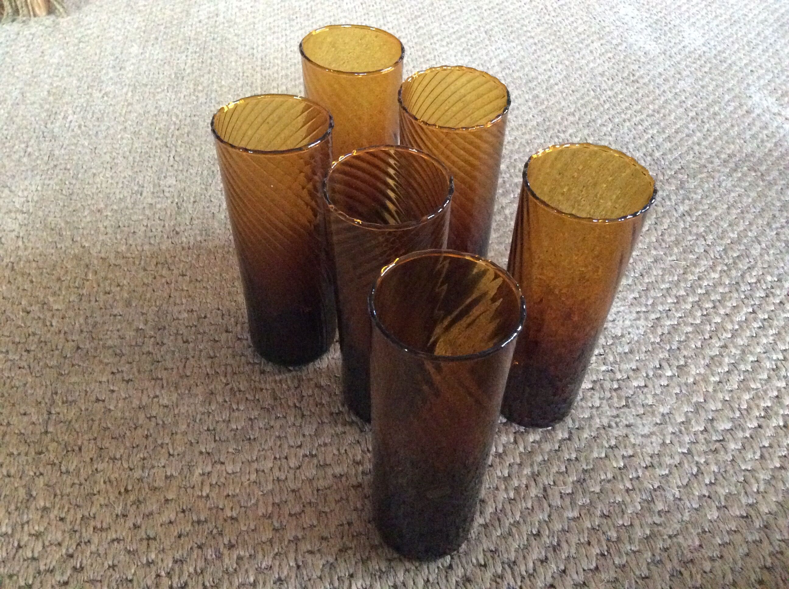 Série de 6 verres ambres